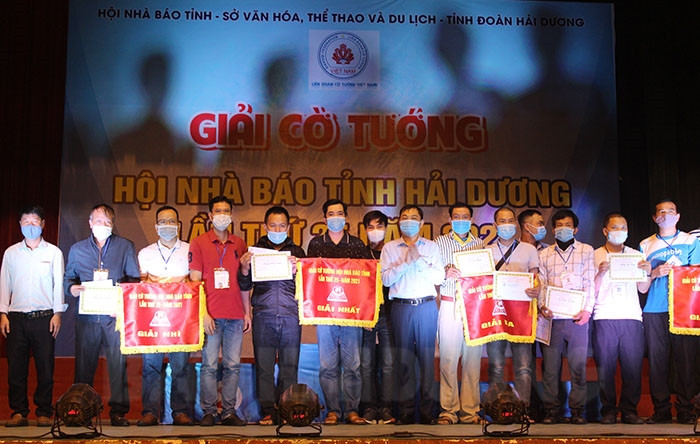 47 kỳ thủ tham gia Giải cờ tướng Hội Nhà báo tỉnh Hải Dương lần thứ 25
